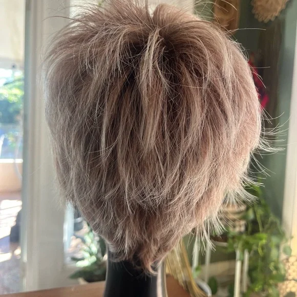 Tony of Beverly KRIS color: pink pearl rooted heat resistant wig - Picture 9 of 16